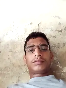 Snapshot of sahilcute1 chatting on April 14, 2026, 12:33 pm sahilcute1 online show from April 14, 2026, 12:33 pm