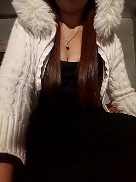 hoahong2 online show from January 13, 2026, 3:39 pm