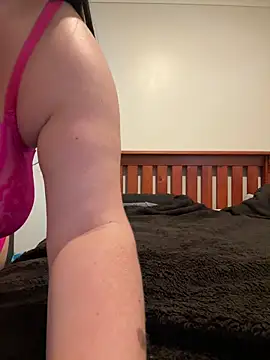 carinabro10 online show from February 23, 2026, 1:25 am