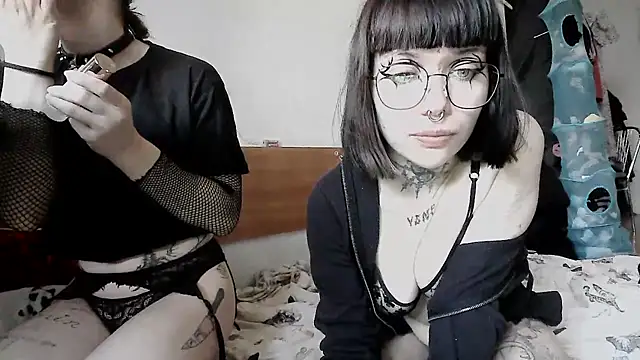 kicianiunia online show from April 9, 2026, 5:18 pm