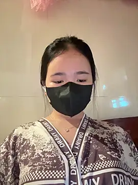 Gwen879 online show from March 1, 2026, 12:45 am