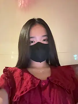 Gwen879 online show from March 2, 2026, 12:35 am