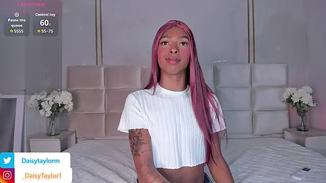 DaisyTaylor   online show from February 5, 2026, 1:05 pm