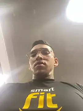 EvanVelvet online show from March 13, 2026, 6:25 pm