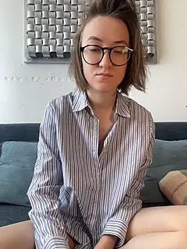 Persephone Kore online show from April 14, 2026, 11:05 am