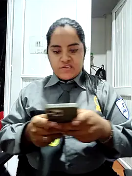 Isabel 3 online show from February 27, 2026, 4:01 am