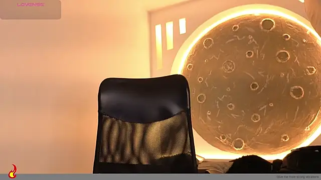 Snapshot of Apolo_lux1 chatting on July 12, 2026, 7:49 pm Apolo lux1 online show from July 12, 2026, 7:49 pm