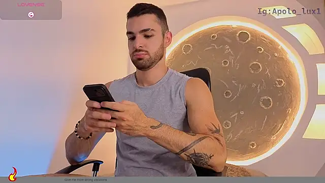 Snapshot of Apolo_lux1 chatting on July 14, 2026, 8:03 pm Apolo lux1 online show from July 14, 2026, 8:03 pm