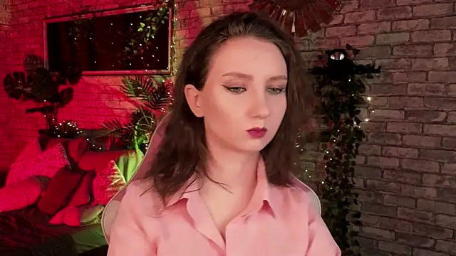 Snapshot of SunshineBlaze chatting on January 14, 2026, 5:24 am SunshineBlaze online show from January 14, 2026, 5:24 am