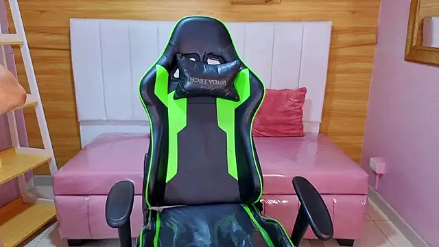 delirium a online show from January 14, 2026, 8:14 pm