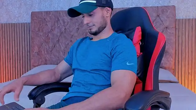 Adonys Lewis  online show from January 15, 2026, 5:56 am