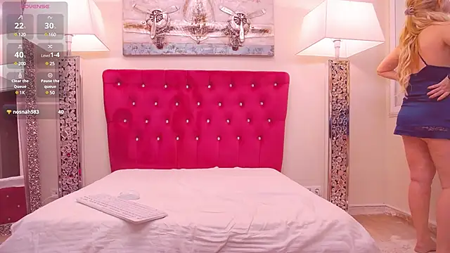 AmandaL1 online show from March 10, 2025, 11:32 am