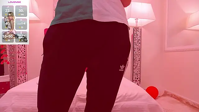 AmandaL1 online show from November 27, 2025, 5:20 am