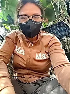 leona118 online show from April 7, 2026, 1:17 am