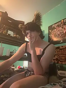 QueenMarcy24 online show from January 13, 2026, 10:37 pm