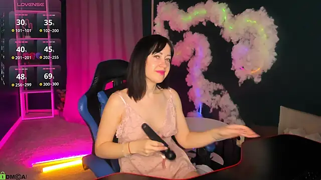 Amily Warren online show from March 2, 2026, 3:09 am