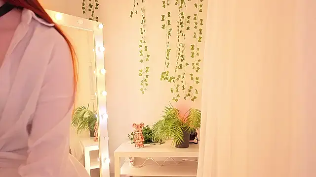 GraceYork online show from February 4, 2026, 2:01 pm