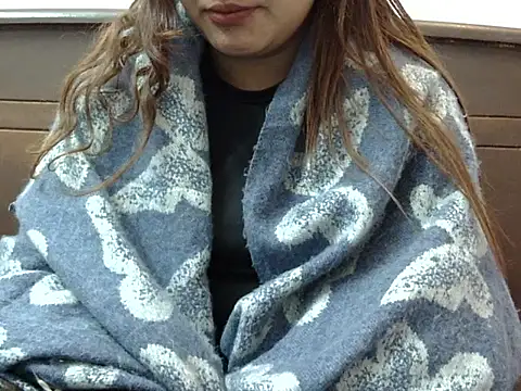 AngelAnaya018 online show from February 2, 2026, 8:07 pm