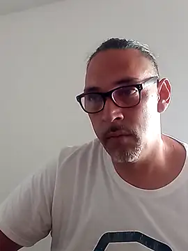 Snapshot of Big_vittollo chatting on February 15, 2026, 3:09 pm Big vittollo online show from February 15, 2026, 3:09 pm