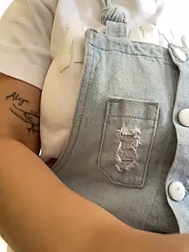 Shayla--broos online show from February 9, 2026, 7:40 pm