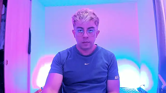 davidMars1 online show from March 9, 2026, 4:33 pm