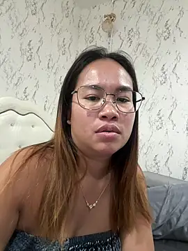 Snapshot of Ponthip chatting on April 25, 2026, 2:25 pm Ponthip online show from April 25, 2026, 2:25 pm