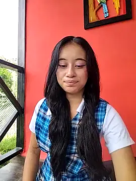 l0lita emi online show from April 10, 2026, 3:17 pm