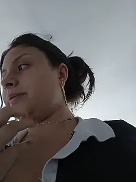 Snapshot of yessica_gomez01 chatting on June 10, 2026, 6:40 pm yessica gomez01 online show from June 10, 2026, 6:40 pm