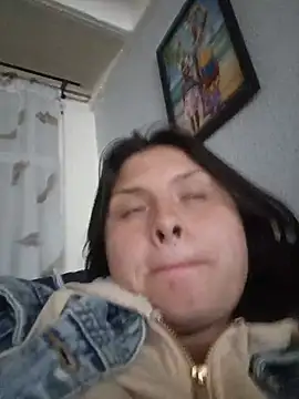 Snapshot of yessica_gomez01 chatting on June 15, 2026, 10:23 pm yessica gomez01 online show from June 15, 2026, 10:23 pm