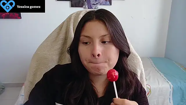 Snapshot of yessica_gomez01 chatting on July 1, 2026, 9:25 pm yessica gomez01 online show from July 1, 2026, 9:25 pm