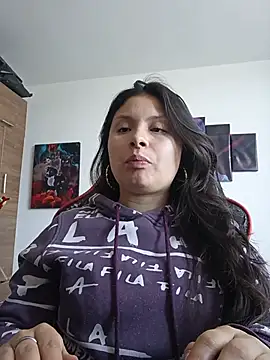 Snapshot of yessica_gomez01 chatting on July 13, 2026, 8:11 pm yessica gomez01 online show from July 13, 2026, 8:11 pm