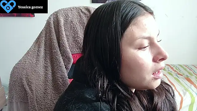 Snapshot of yessica_gomez01 chatting on July 15, 2026, 1:05 pm yessica gomez01 online show from July 15, 2026, 1:05 pm