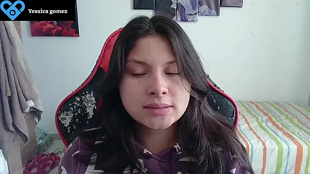 Snapshot of yessica_gomez01 chatting on July 22, 2026, 8:33 pm yessica gomez01 online show from July 22, 2026, 8:33 pm