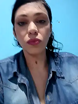 gaellymurlockx18 online show from February 21, 2026, 9:16 pm