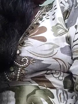 Snapshot of Zaara101 chatting on March 21, 2026, 7:17 pm Zaara101 online show from March 21, 2026, 7:17 pm