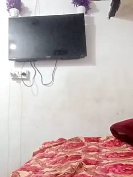 Snapshot of Annubhabhi143 chatting on July 27, 2026, 3:57 am Annubhabhi143 online show from July 27, 2026, 3:57 am