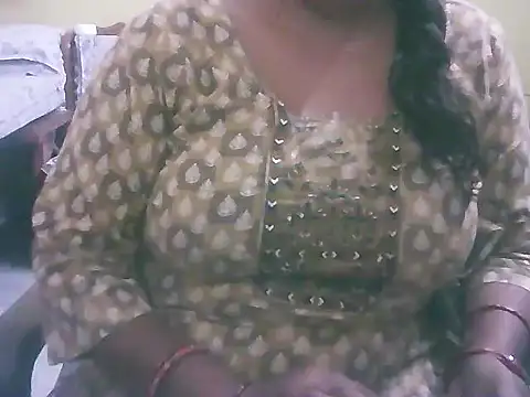 Snapshot of mohini_bhabhi chatting on May 5, 2026, 7:16 am mohini bhabhi online show from May 5, 2026, 7:16 am