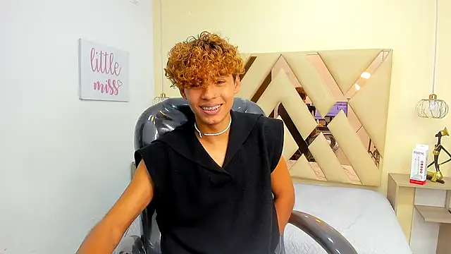 Anyelo Twink online show from January 31, 2026, 7:11 pm