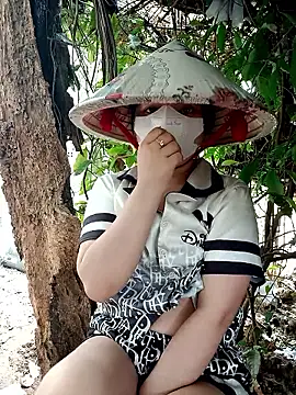 EnzxMoon02 online show from January 18, 2026, 4:27 am