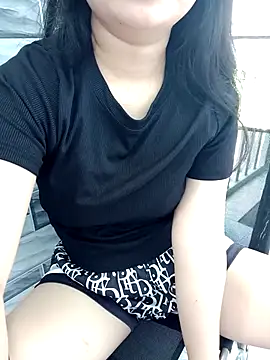 EnzxMoon02 online show from March 11, 2026, 5:35 am