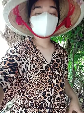 EnzxMoon02 online show from June 4, 2026, 5:46 am