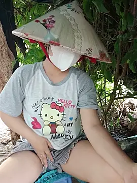 EnzxMoon02 online show from June 5, 2026, 5:36 am