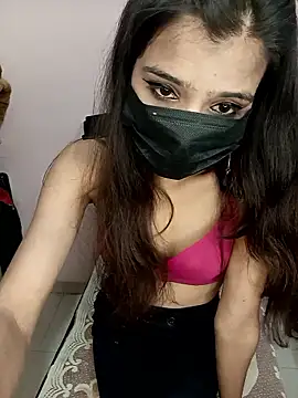 hotyjiyaaaa online show from January 13, 2026, 2:33 pm