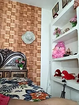 Angel eyes00 online show from April 18, 2026, 6:17 am