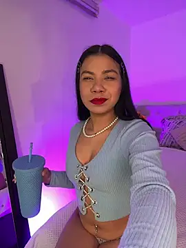Snapshot of Little_Lexyy chatting on June 5, 2026, 5:25 am Little Lexyy online show from June 5, 2026, 5:25 am