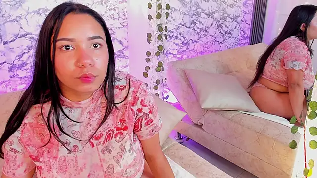 Snapshot of soffi_joness23 chatting on January 13, 2026, 12:21 pm soffi joness23 online show from January 13, 2026, 12:21 pm