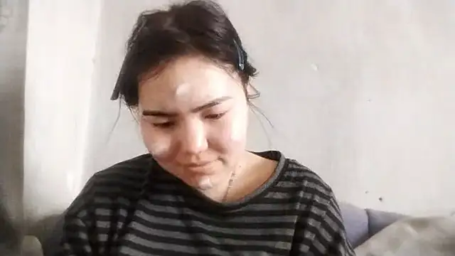 MollyAsian online show from February 19, 2026, 5:47 am