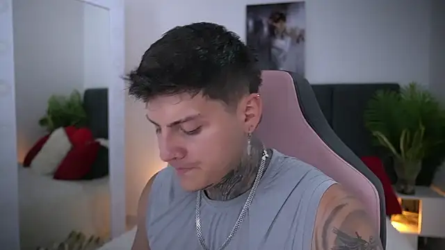 goldenatlasX online show from February 5, 2026, 10:03 pm