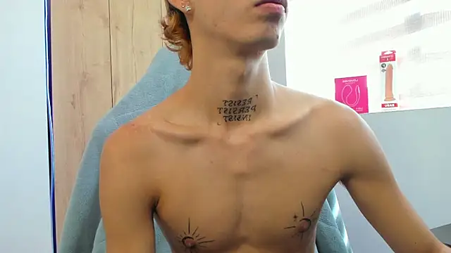 Maiky Cooper01 online show from January 17, 2026, 6:55 pm