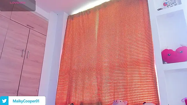 Snapshot of Maiky_Cooper01 chatting on April 27, 2026, 3:54 pm Maiky Cooper01 online show from April 27, 2026, 3:54 pm